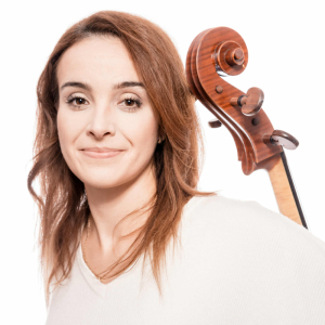 Na zdjęciu Natalia Makuch- wiolonczelistka Urban Quartet