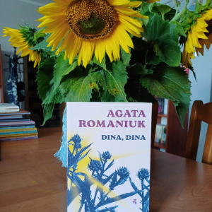 Na zdjęciu książka "Dina, dina" - Agaty Romaniuk