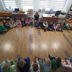 lekcja biblioteczna dla uczniów klasy pierwszej szkoły podstawowej